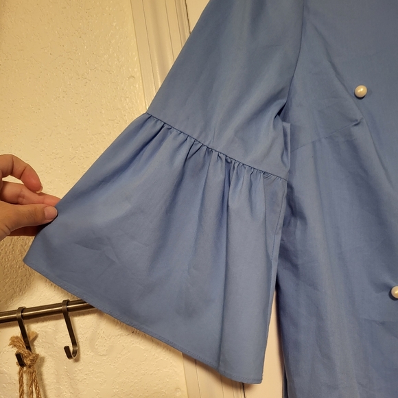 Women’s a.n.a a new approach Sky Blue Top with Bell Sleeves -Size L - Picture 5 of 9